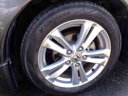 純正アルミも綺麗です＾＾