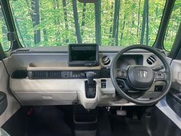 グループ総在庫数約30，000台！！全国の系列店からメーカー・車種問わずご紹介出来るので、あなたにピッタリのお車が見つかるはずです♪まずはお問い合わせ下さい☆