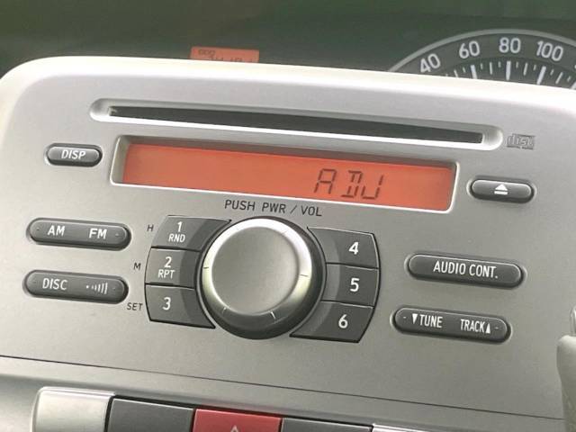 お好きな音楽を車内でお楽しみいただけます♪スピーカー交換・ウーハー追加などの音質向上や、最新ナビ・後席モニター等の取り付けも是非ご相談ください！