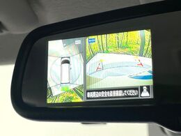 【アラウンドビューモニター】専用のカメラにより、上から見下ろしたような視点で360度クルマの周囲を確認することができます☆死角部分も確認しやすく、狭い場所での切り返しや駐車もスムーズに行えます。