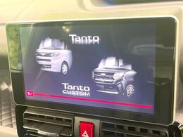 【純正ナビ】人気の純正ナビを装備しております。ナビの使いやすさはもちろん、オーディオ機能も充実！キャンプや旅行はもちろん、通勤や買い物など普段のドライブも楽しくなるはず♪