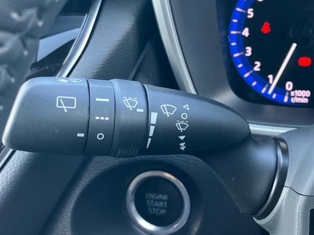 国産車から輸入車まで多様なお客様のニーズのお応えできるように、全国規模で豊富な在庫展開！車のことならWECARSへ！