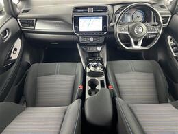 【インパネ全体】全方位で視界が広く、高い目線で運転もしやすいです！