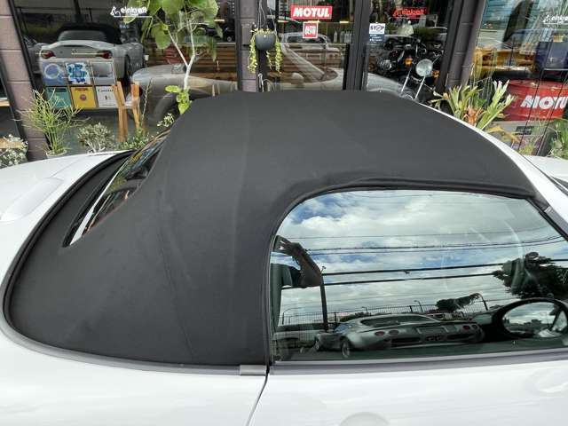 STF生地ソフトトップのコンデイションもとても良好です。