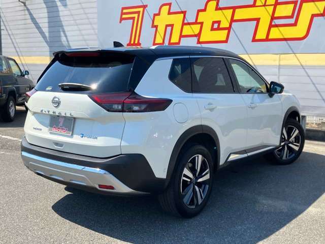 正規ディーラー整備工場完備ですのでご購入後のメンテナンスもしっかりサポート！とにかくクルマを売りたい人、買いたい人、買換えたい人、みんなにお得なカーセブンです☆是非ご来店お待ちいたしております！！