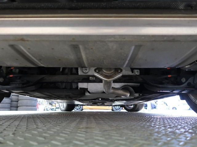 下回りがきれいなうちに、防錆加工の施工がオススメ。降雪地域はもちろん、沿岸部にお住いの方や、趣味でマリン・ウィンタースポーツをされる方にご好評いただいております。