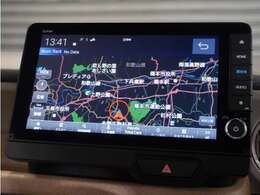 【ナビゲーション】起動までの速度と地図を検索する速度が最大の魅力。初めての道でも安心・快適なドライブをサポート出来ます。操作も簡単で、ストレスフリーなドライブを提供。