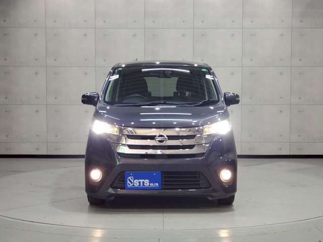 こちら大変人気な車両でございます！ご検討の際は是非お早めのお問い合わせをお勧め致します。