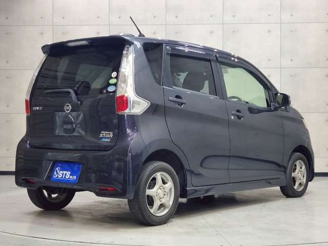 全国納車致します！陸送費や諸経費などご相談ください♪アフター保証やお車の状態、お気軽にお問い合わせください♪お問い合わせ頂ければ追加写真など添付致します！