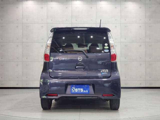 充実装備の1台入荷致しました♪ぜひ実車を見に来てください♪