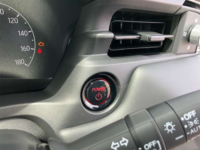 【お車の保証】当店の在庫車には全て保証が付いております！最長10年保証プランもございますので、購入後も安心してカーライフを楽しんでいただけます♪