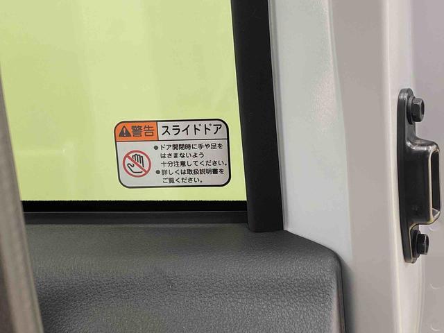 お車の状態をしっかりとお伝えするために1台の車両に付き40枚以上の画像を用意しております。外装はもちろん、室内の装備やお車の特徴などごらんください。