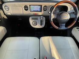 ◆ベージュレザー調シートカバー◆ドアバイザー◆社外フロアマット◆電格ウィンカーミラー◆フロントフォグランプ◆eco IDLE◆保証書◆取扱説明書