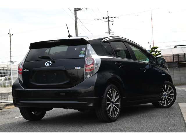 【自社積載車保有】ご納車後、事故や故障の際でもすぐに駆けつけます。末永くお付き合い頂ける車屋さんであり続けます。