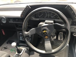 社外ステリング、5Fマニュアル車！走行約68,000キロメートル！