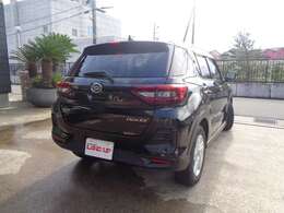 ロッキー 1.2 Xのブラックが入荷！　R5年式の走行1万キロのおすすめの一台！　日本全国納車可能です。皆様のお問い合わせお待ちしています。