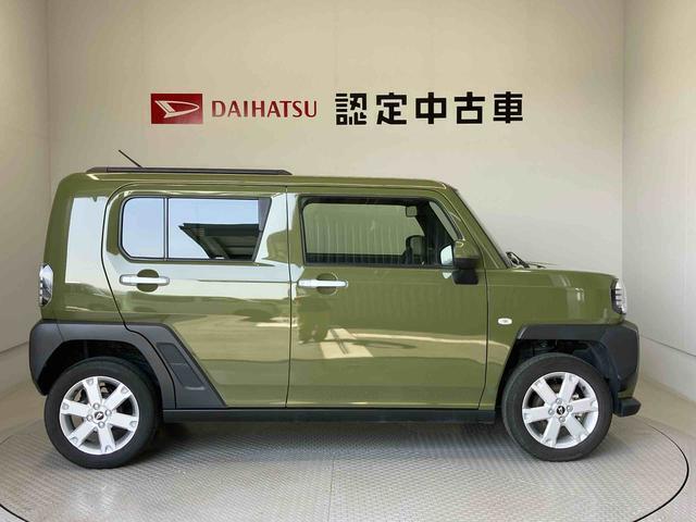 車両右側面からの写真になり。車をご覧になりたい時はお気軽に最寄りの店舗へご相談下さい。