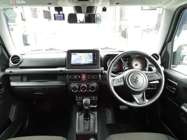 使い易い操作系のレイアウト＆室内空間！！！