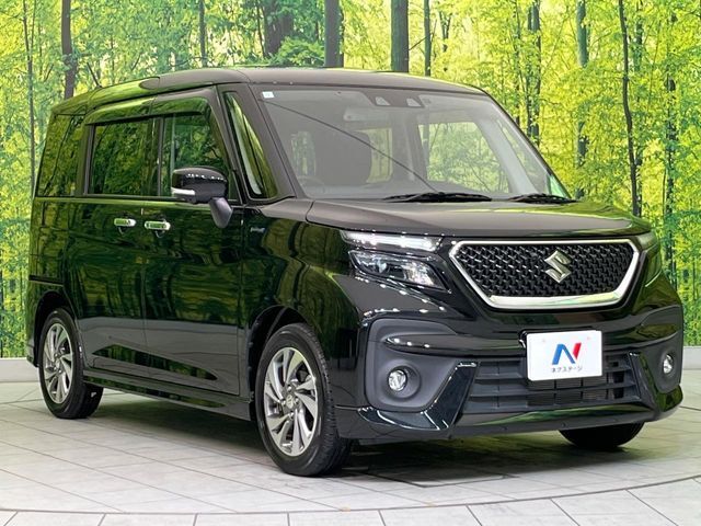 大好評のボディコーティング「弾スプラッシュコート」もご納車までに施工可能。通常のガラスコートと異なる、耐久年数6年の無機質ガラスコーティングが、ボディをキレイな状態に保ってくれます。