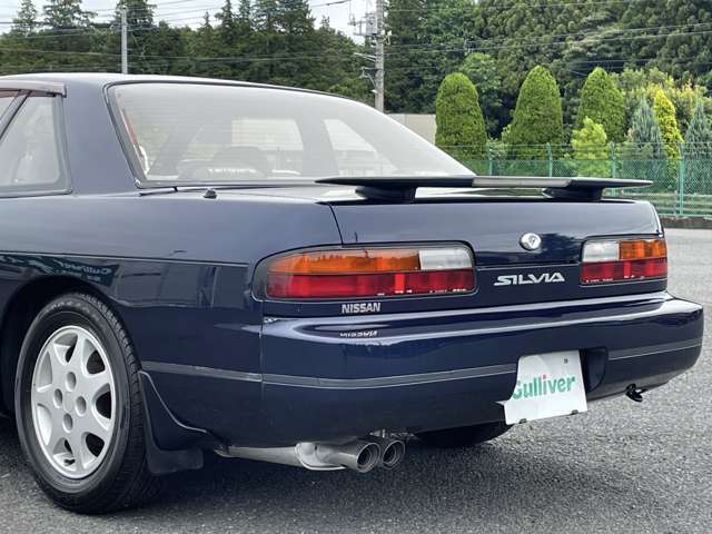 【GTパーツ】マフラー・Dampers・AW・エアロなどなど・・・　GTスポーツカーならではの各種パーツ取付もスタッフにご相談ください。