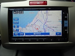 ナビゲーション装備☆多彩な機能で快適ドライブをアシスト☆オーディオ機能も充実していますね☆