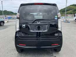 丁寧な整備には定評があり、自信を持ってお客様のお車の整備を行います。専門知識豊富なスタッフが親切・的確にご対応致します。