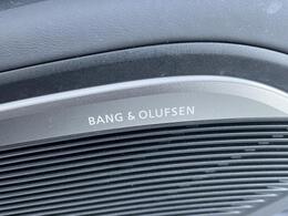 ●Bang＆Olufsenサラウンドシステム『デンマークが世界に誇る高品質サラウンドシステム。クリアでダイナミック。そして臨場感溢れる上質なサラウンドサウンドをドライブ中にご体感いただけます。』