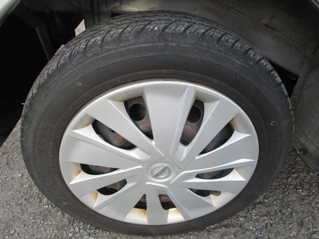 エンジンミッション1ヶ月又は1000キロ保証。有償保証1年から3年まで237項目にわたりロードサービス付の安心プランもございます。※「初度登録より13年13万キロまで」一部対象外車種もあります。