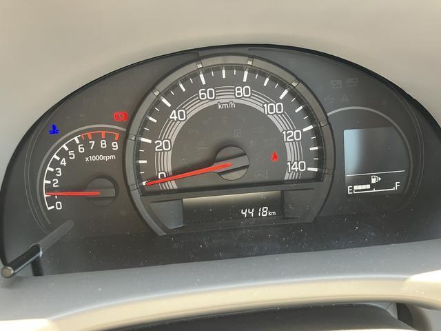 走行4，418kmです。走行は少なめです。
