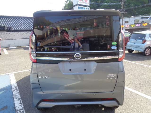 衝突軽減ブレーキ　左パワースライドドア　アラウンドビューモニター　ナビ　TV