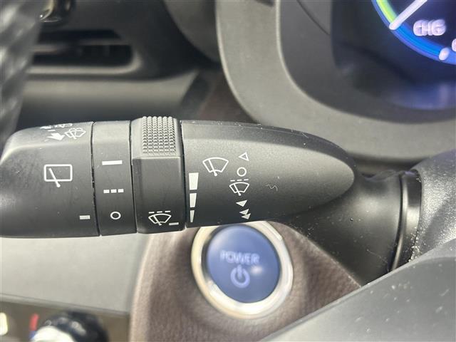 【運転席操作部】快適なドライブを楽しむための機能が装備されています！運転席から触れるので、使いやすいです！除菌プランいれていただくと、さらに清潔で安心していただけます！