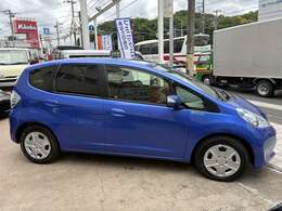 ギャザーズSDナビ☆音楽SD・USB☆バックカメラ☆ETC☆クルーズコントロール☆禁煙車☆スマートキー・プッシュスタート☆専用インテリア☆専用メッキガーニッシュ☆