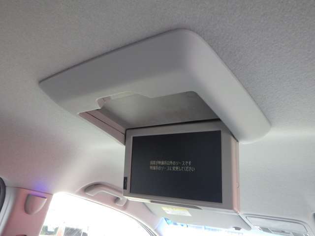 商談ルームには小さいお子様でも安心して遊べるキッズコーナーを常設しております☆ブロック、絵描き、本、ボールなど色々ご用意しておりますのでお子様連れでも安心してごゆっくり出来ます。