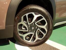 足元を引き締めて魅せるアルミホイールを装着☆