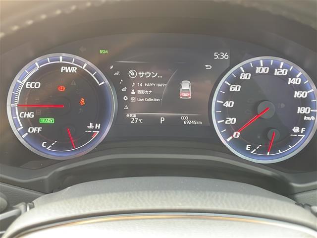 メーターまわりも鮮やかに照らし出され、デザイン、安全性ともにバッチリですね♪