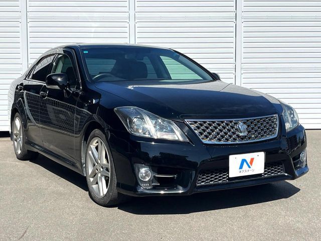 高透明度のガラス皮膜で撥水はもちろん、上質なツヤ・光沢を実現。紫外線や酸性雨から大切な愛車を保護し、色あせ・劣化を防止。「弾スプラッシュコート」、「弾プリミッサコート」からお選びいただけます。