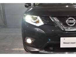 LEDのヘッドライト・フォグランプ装備♪オートライト機能付き