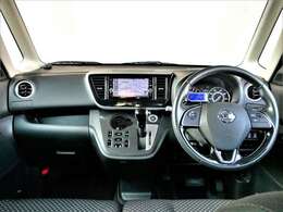 運転席からの視界が広く、隅々まではっきり見渡せます☆
