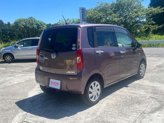 この度は当店のお車をご覧いただきまして誠にありがとうございます。車検や整備等も承っておりますのでお気軽にお問い合わせください。ご来店希望の方はお電話にてご予約の上お越しください。
