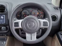 他社で中古車または新車をご購入済みのお客様に関しまして、カスタムの参考を目的としたご来店はご遠慮いただきますようお願い申し上げます。そのような目的でのご来店は、お断りさせていただきます。