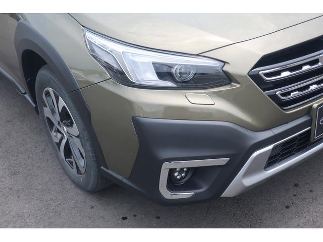 プロジェクター型LEDヘッドライトで夜道も明るく快適運転。寿命長くてエネルギー消費少ないのでエコロジー ウォッシャー機能が付いて汚れも雪もナッシング