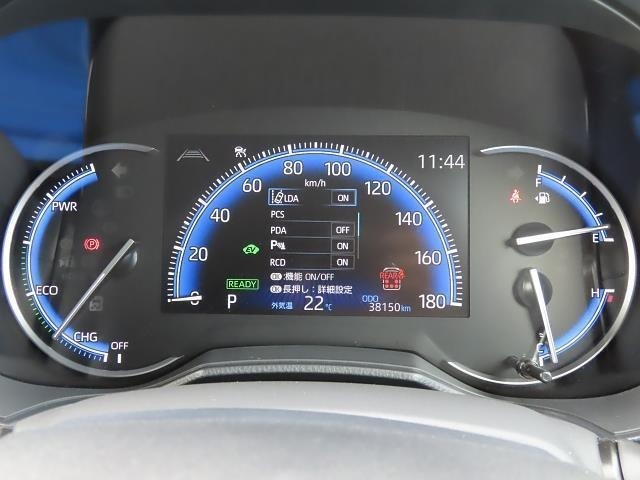 確認しやすいメーターパネルで運転をサポート！