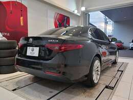 また弊社では残価設定型ローンやお客様のご希望お支払金額やご希望のお支払年数にあわせたプランをご案内する自由設定型ローン（実質年率2.3％または2.6％　最長8年96回）もございます。