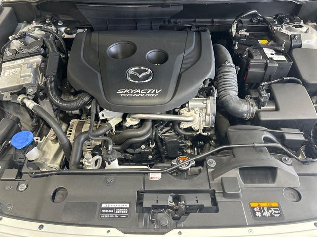 親切・丁寧な専門メカニックスタッフが応対！・車検・点検整備・事故等の修理などアフターサービスも安心。お車のカスタマイズもネクステージのサービススタッフまでご相談ください！