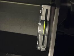 【ETC】高速道路の料金所をストレスなく通過！話題のスポットやサービスエリアに多い「スマートIC」利用時は必須のアイテムです。当店でセットアップを実施、ご納車当日からすぐにご利用いただけます！