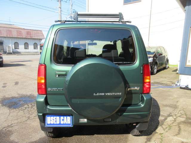 ☆当店でご成約のお車は提携の指定工場・認証工場で車検・定期点検を行います。納車時にはもちろん記録簿をお渡しいたします、お客様に安心・安全をお届けします☆