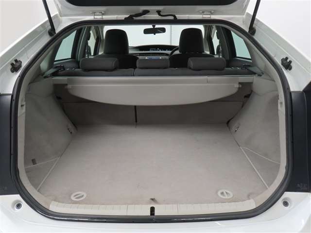 ラゲッジスペースは、日常生活において充分な広さを確保☆開口部も広く、積み下ろしもラクラクです♪♪