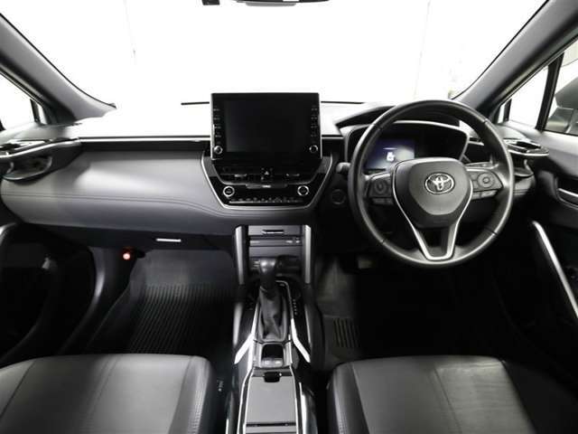 SUVならではの見晴らしの良い前方視界で快適なドライブをお楽しみいただけます！