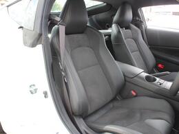 純正ブラックハーフレザーシート！