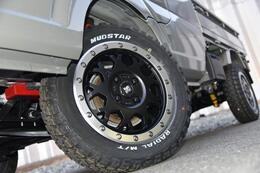 悪路走行で安心のRTタイヤ、しかもホワイトレター！ホイールはMLJオリジナルカラーXJ04※選択可能